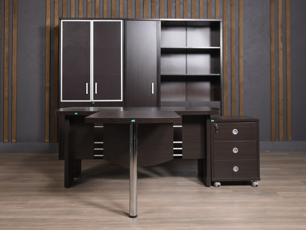 Кабинет руководителя ЛДСП Венге (КРВГ-211125)