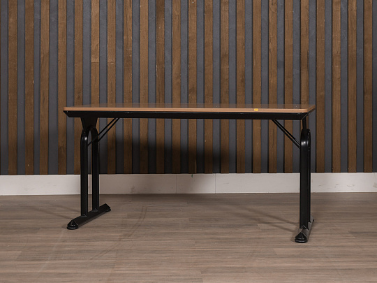 Стол прямоугольный Steelcase ЛДСП Ольха Германия
