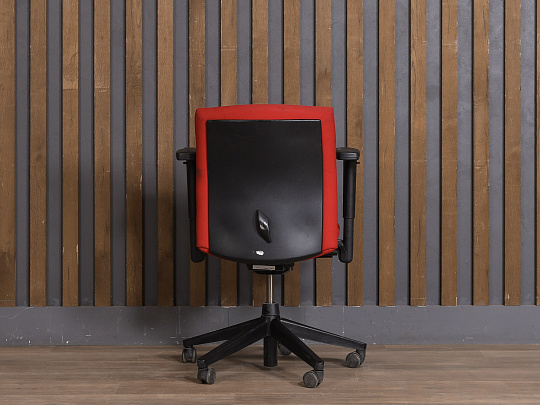 Офисное кресло Comforto Ткань Красный США