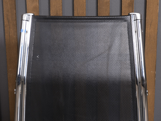 Конференц-кресло Hera Сетка Чёрный Италия