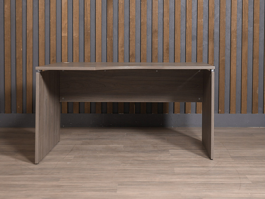 Стол эргономичный ЛДСП Ясень шимо