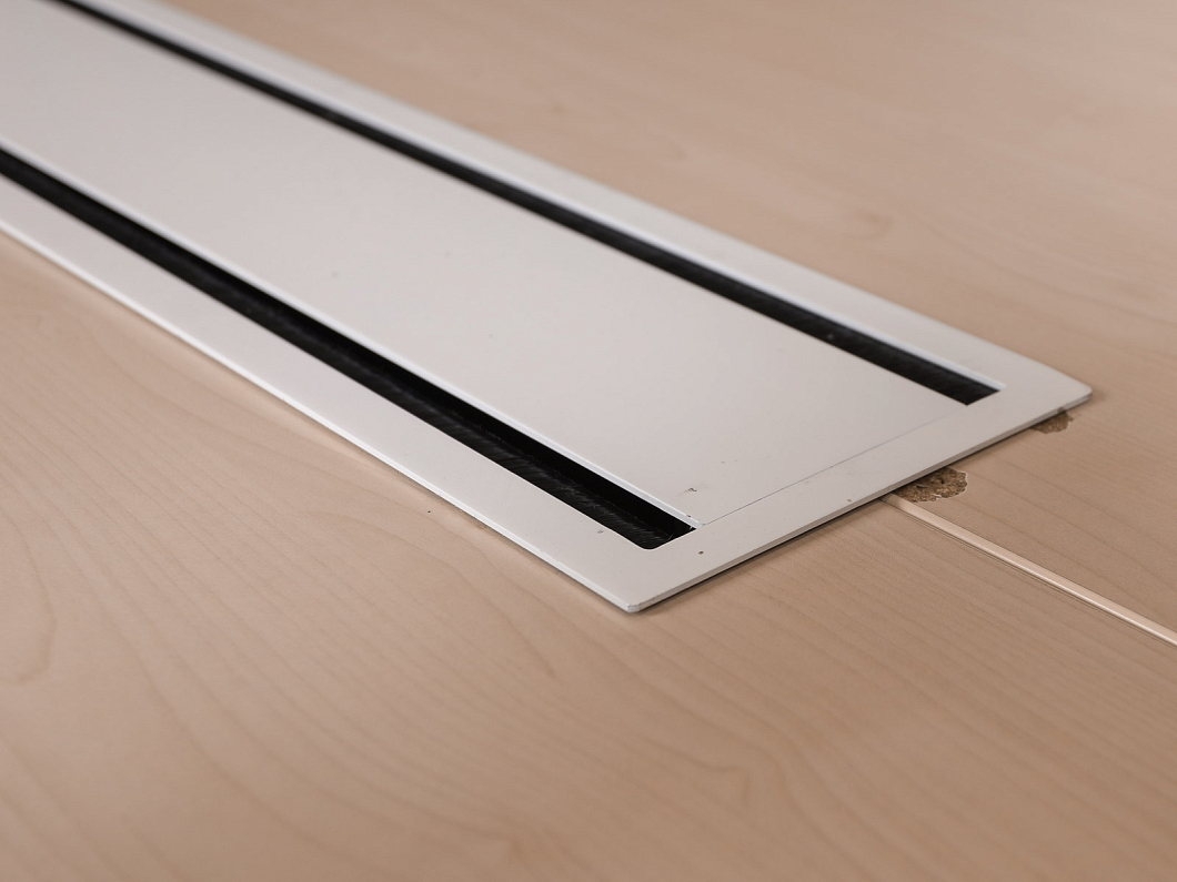 Комплект офисной мебели Kinnarps ЛДСП Клен Австрия (БС6КЛ-281225)