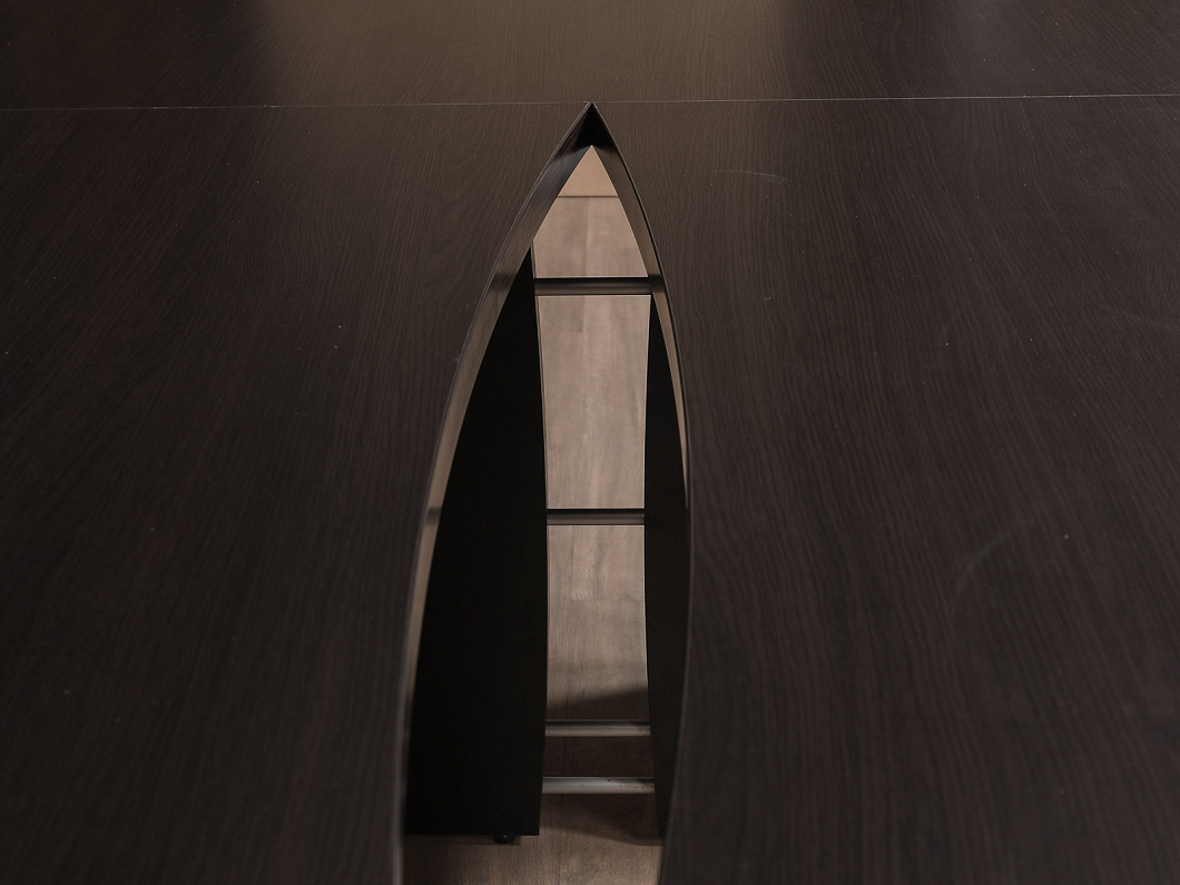 Стол для переговоров Экспро Vasanta ЛДСП Венге Россия (СГВГ1-060825)