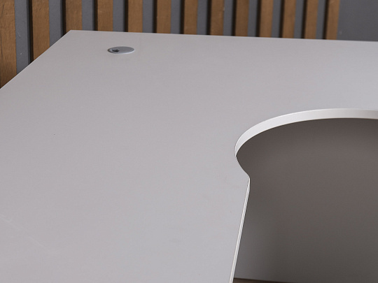 Стол угловой ЛДСП Серый