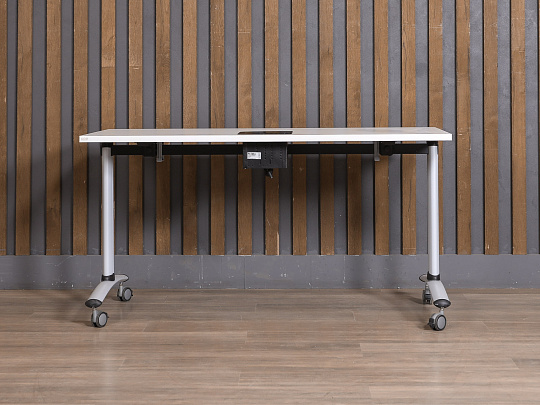 Стол прямоугольный ЛДСП Белый