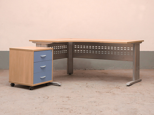 Стол с тумбой ЛДСП Клен