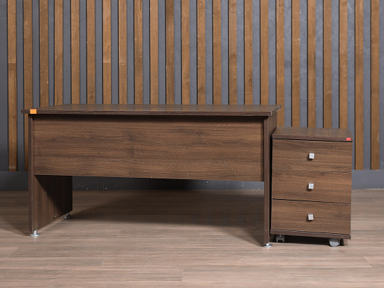 Стол прямоугольный ЛДСП Венге