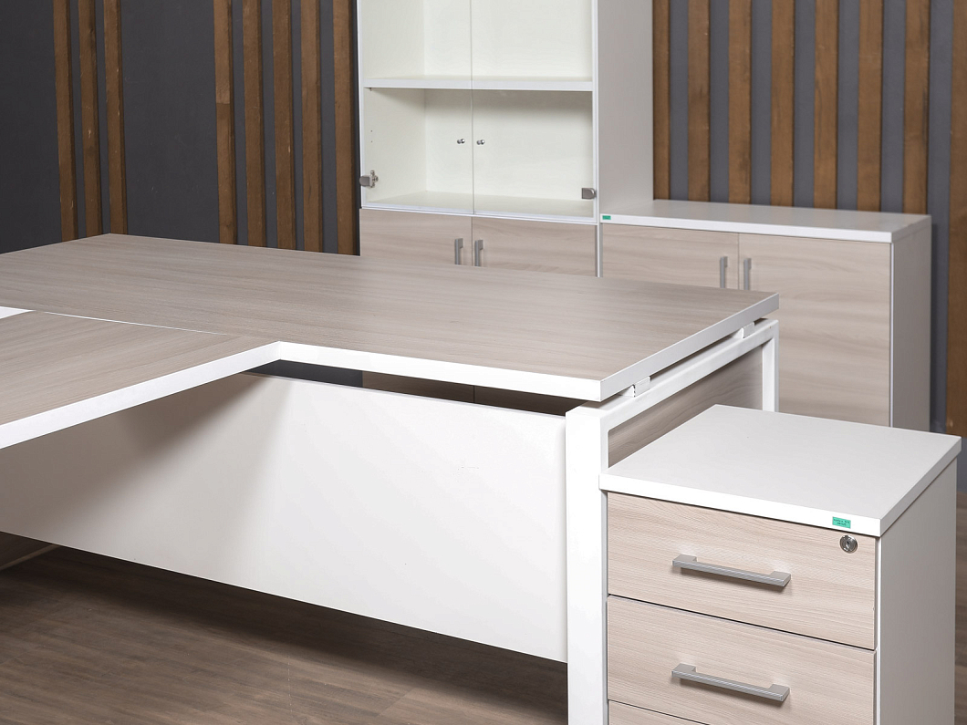 Кабинет руководителя ЛДСП Клен (КРБКЛ-281125)