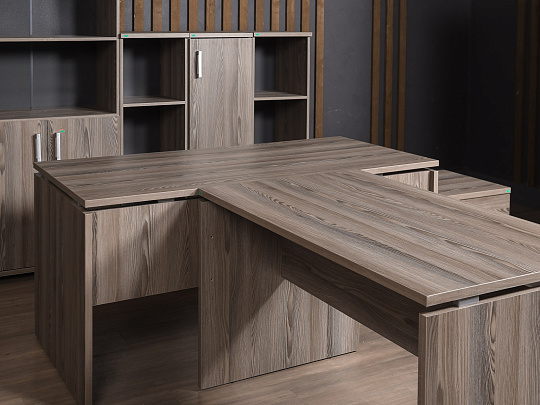 Кабинет руководителя ЛДСП Ясень шимо