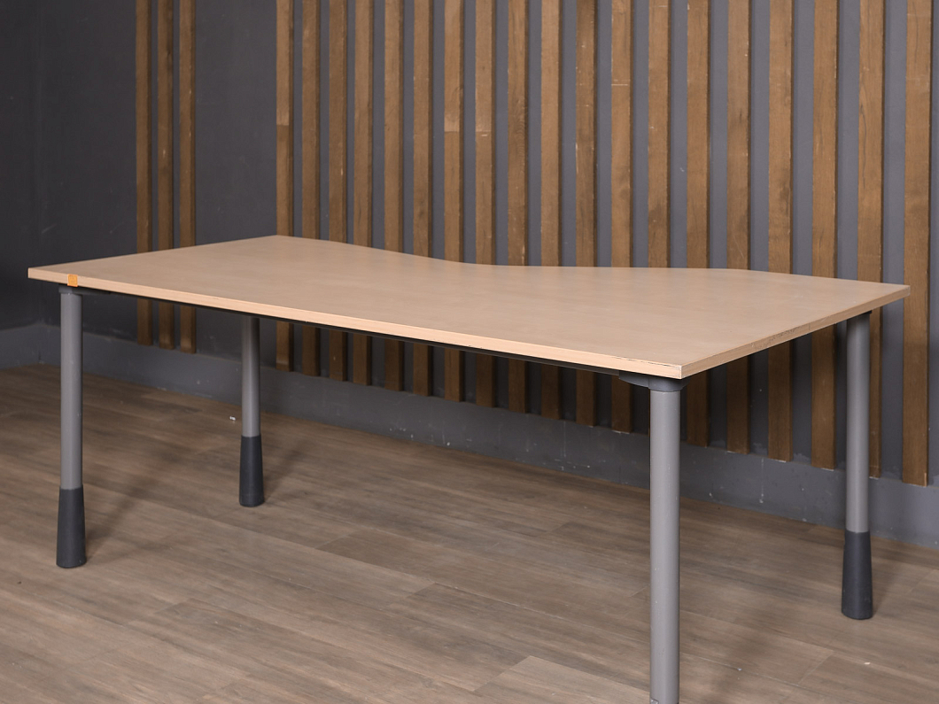 Стол руководителя Kinnarps ДСП Дуб Швеция (СТД-100223)