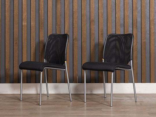 Конференц-кресло Bels Amigo Lux Chrome Ткань Чёрный Беларусь