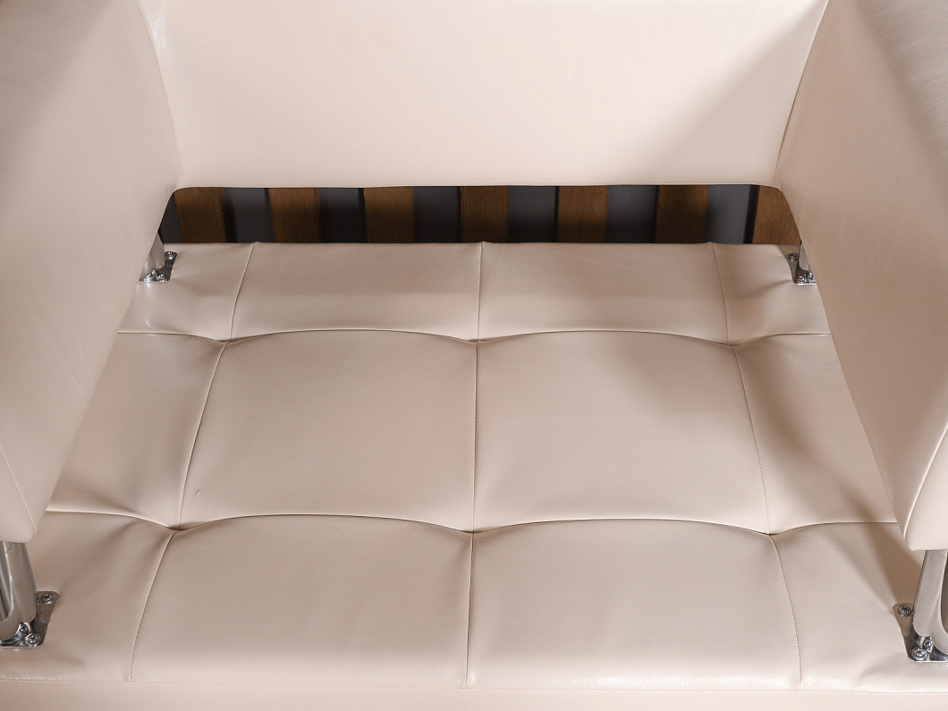 Кресло САНТЬЯГО Искусственная кожа Бежевый Россия (КМЭБЖ-СНТГ)