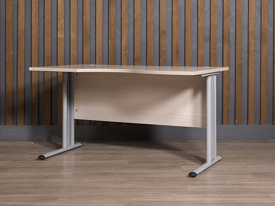 Стол эргономичный ЛДСП Клен