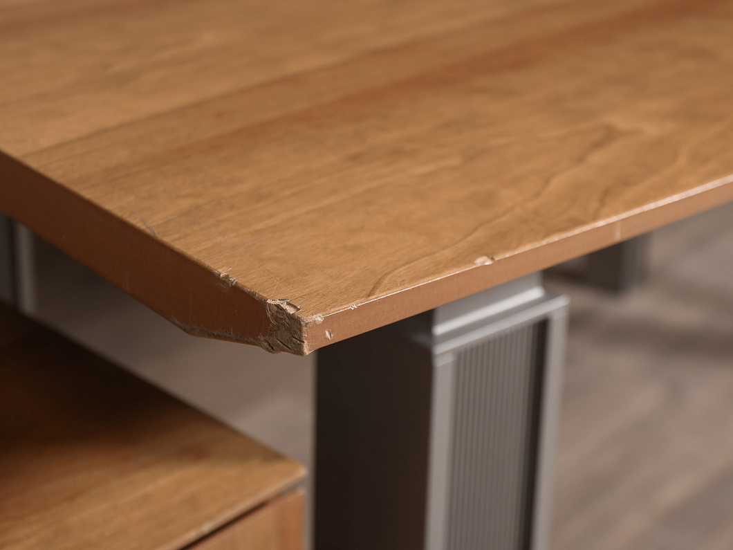 Стол с тумбой Steelcase ЛДСП Орех США (СРТОР-251025)