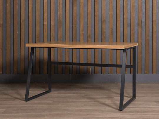 Стол руководителя ЛДСП Орех