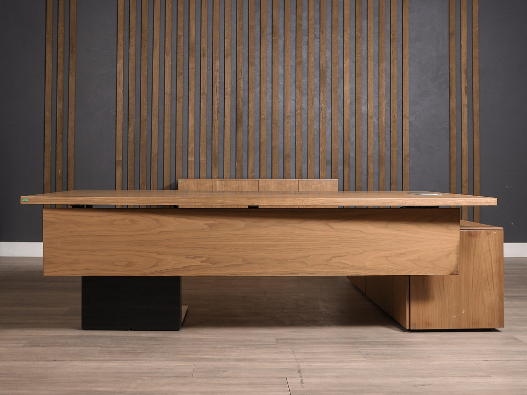 Кабинет руководителя Дерево Ольха (КРОХ-010162)