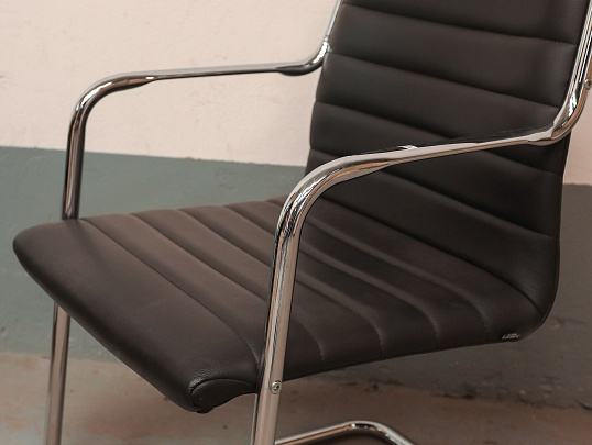 Конференц-кресло SitLand Искусственная кожа Чёрный Италия