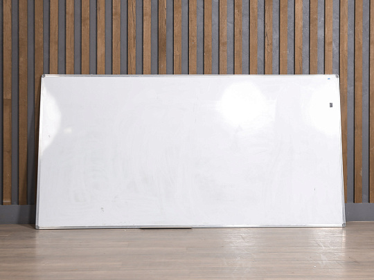 Доска магнитно-маркерная Пластик Белый