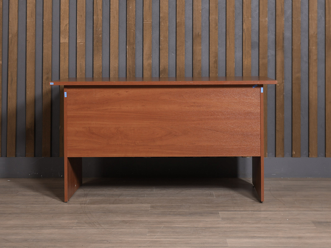 Стол эргономичный ЛДСП Вишня (СПВШ-201125)