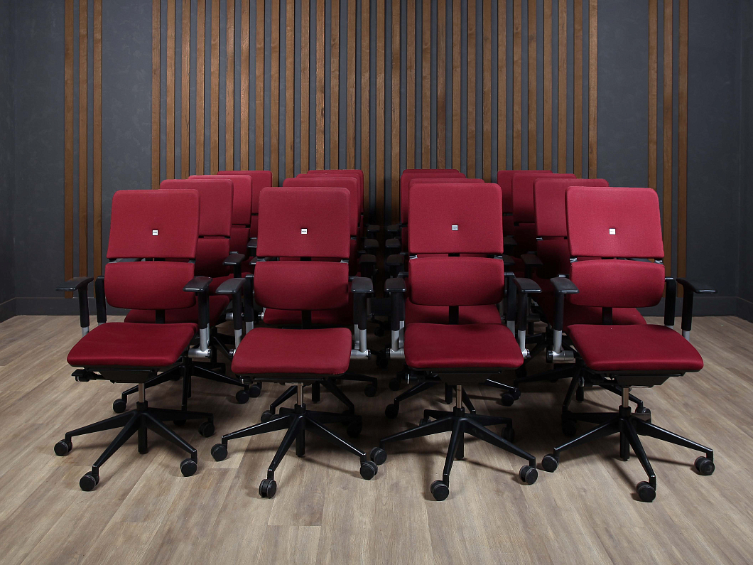 Кресло на колесах для руководителя Please 2 Ergonomic Steelcase Ткань Бордовый Франция (КПБР1-140723)