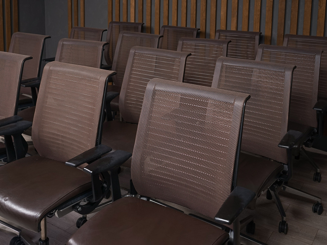 Кресло руководителя Steelcase Think Кожа Коричневый США (КПКР-140723)