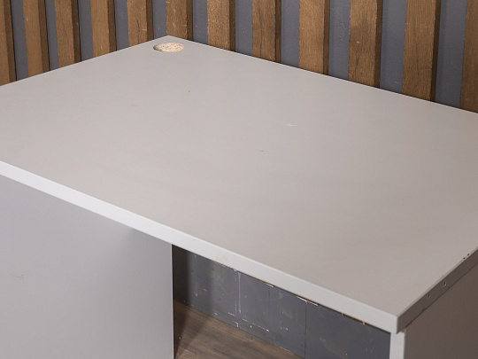 Стол прямоугольный ЛДСП Серый