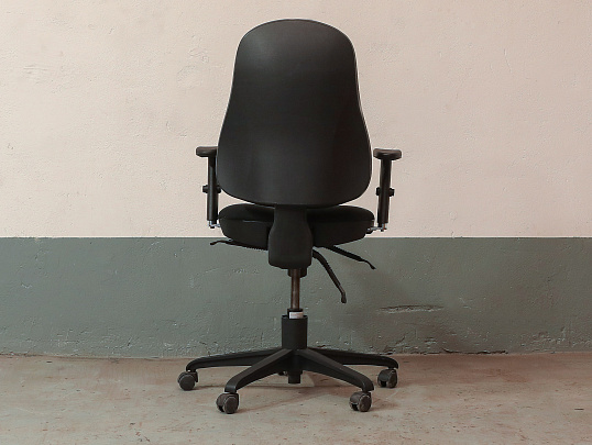 Офисное кресло Ткань Чёрный