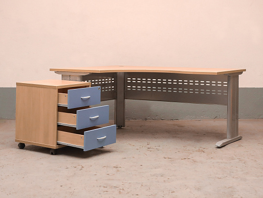 Стол с тумбой ЛДСП Клен