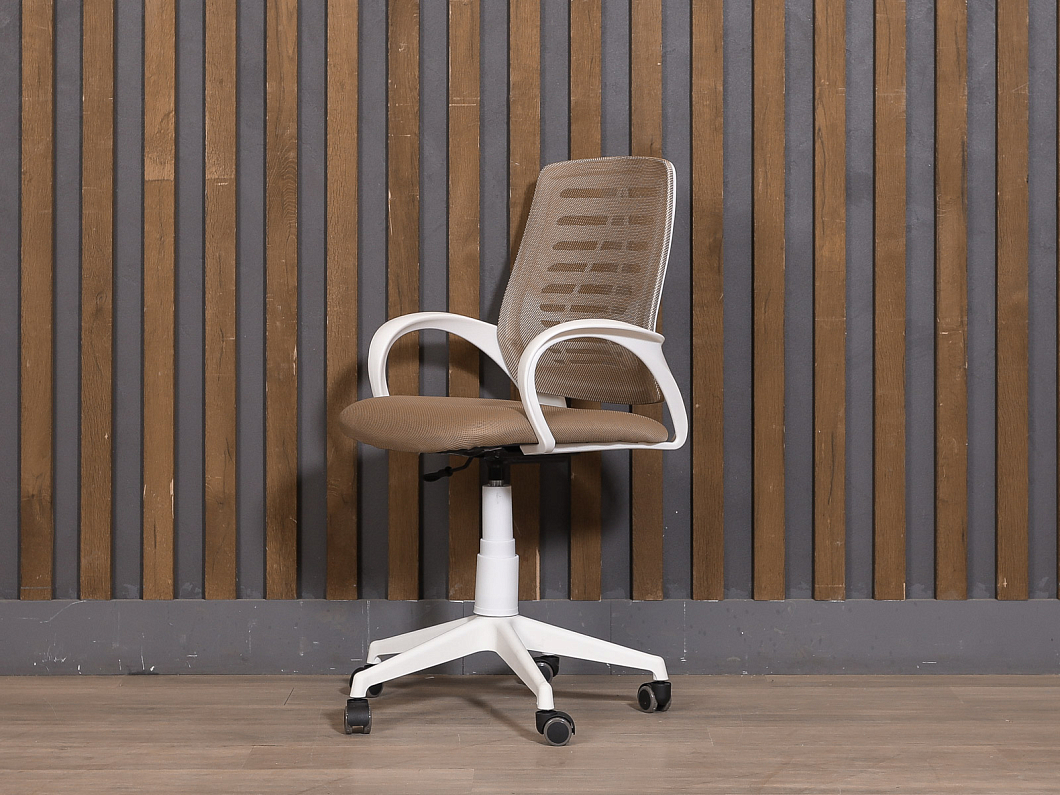 Офисное кресло OLSS Ирис Искусственная кожа Бежевый Россия (КПТБЖ-ИРИС)