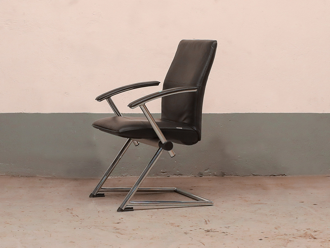 Конференц-кресло GRAMMER office Tiger Кожа Чёрный Германия (КФКЧ-190326)