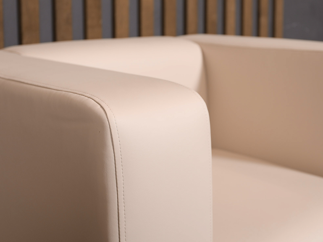 Кресло БОН Искусственная кожа Бежевый Россия (КМЭБЖ-БОН)