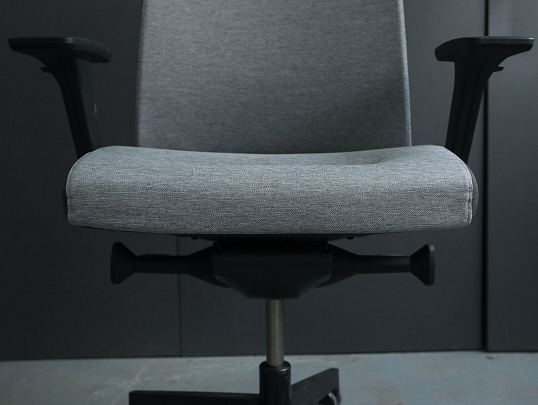 Офисное кресло Profim Ткань Серый Польша