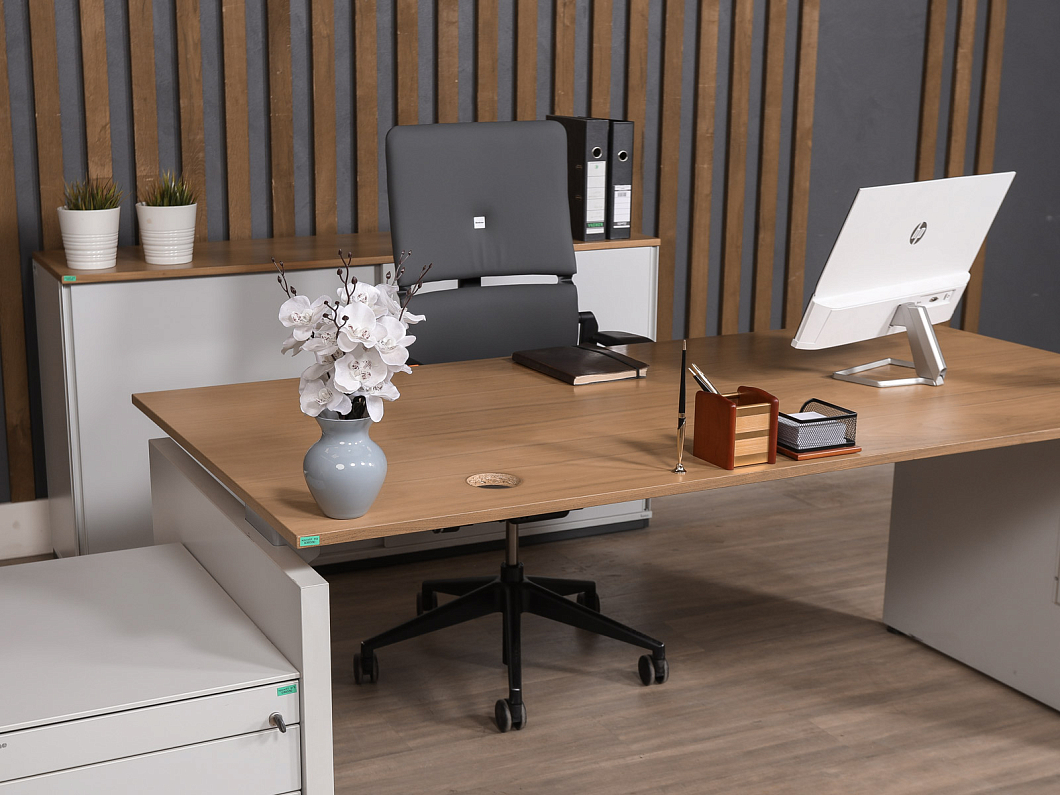 Кабинет руководителя Bene ЛДСП Ольха Австрия (КРОХБ1-030330)