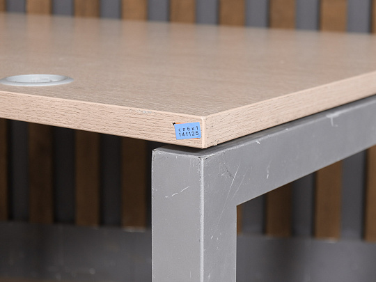 Стол прямоугольный ЛДСП Бук