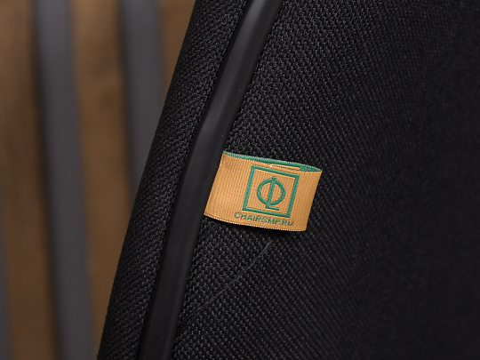 Кресло руководителя БИГ Ткань Чёрный Россия