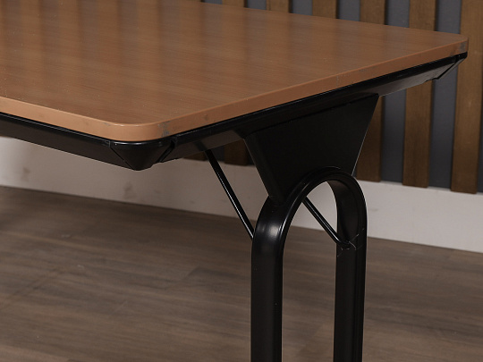Стол прямоугольный Steelcase ЛДСП Ольха Германия
