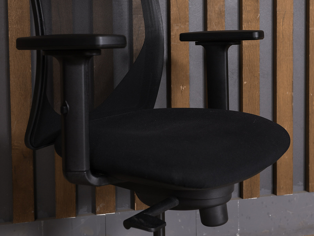 Офисное кресло ELICA Ткань Чёрный Италия (КПТЧ-240126)