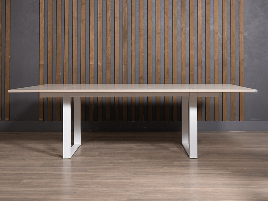 Стол для переговоров ЛДСП Клен