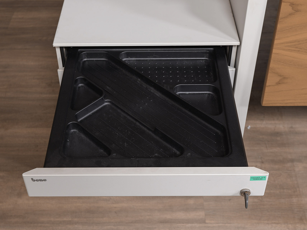 Кабинет руководителя Bene ЛДСП Ольха Австрия (КРОХБ-030330)