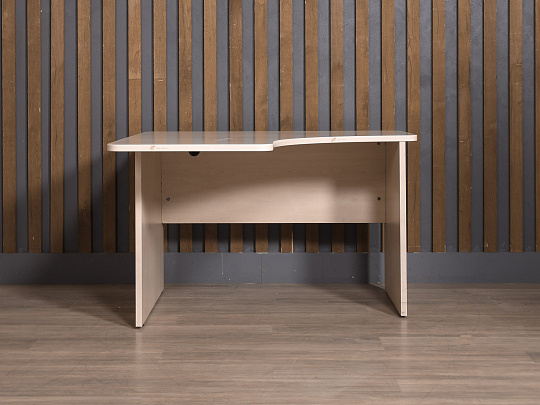 Стол угловой ЛДСП Дуб