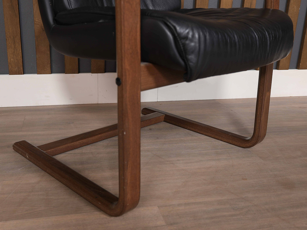 Конференц-кресло SitLand Кожа Чёрный Италия (КФЭЧ4-090725)