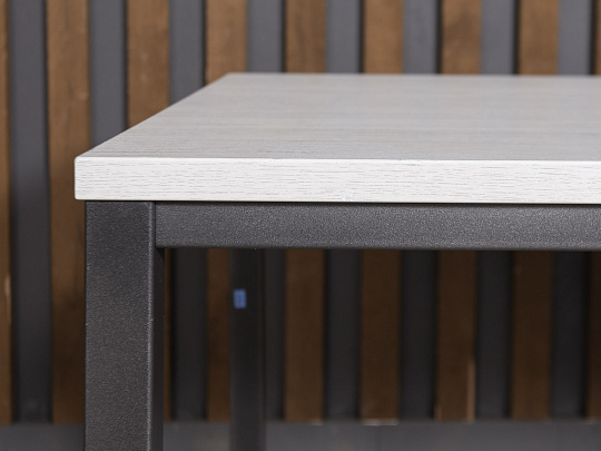 Стол прямоугольный ЛДСП Белый