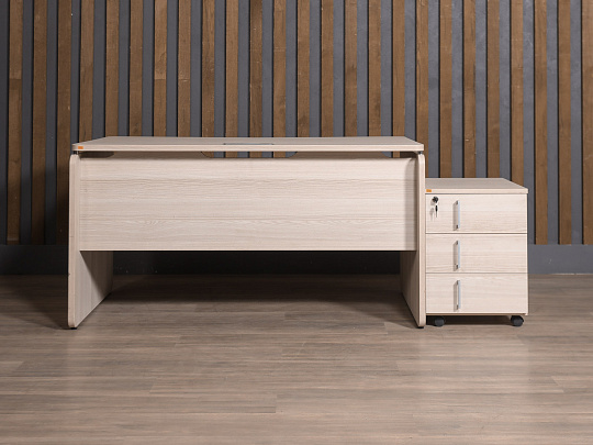 Стол с тумбой Accord ЛДСП Дуб