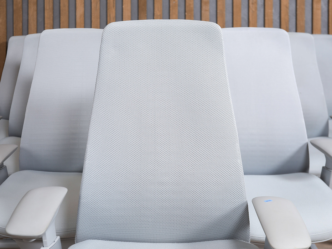 Кресло руководителя Haworth Fern Ткань Серый Германия (КПТСР-281225)