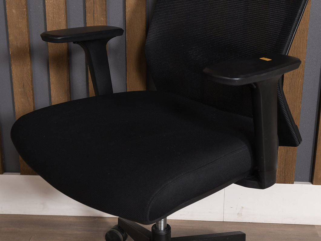 Офисное кресло Sunon Iron Ткань Чёрный Китай (КПСТЧ1-300825)