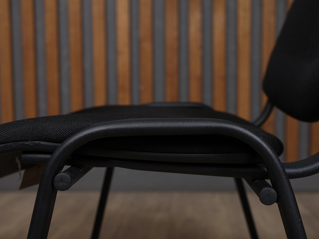 Офисный стул ИЗО Ткань Чёрный Россия (ОСТЧ-ИЗО)