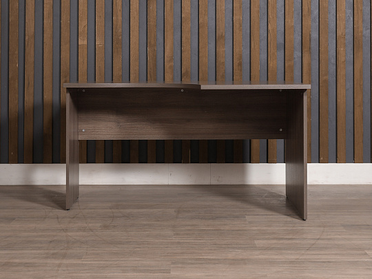 Стол эргономичный ЛДСП Ясень шимо