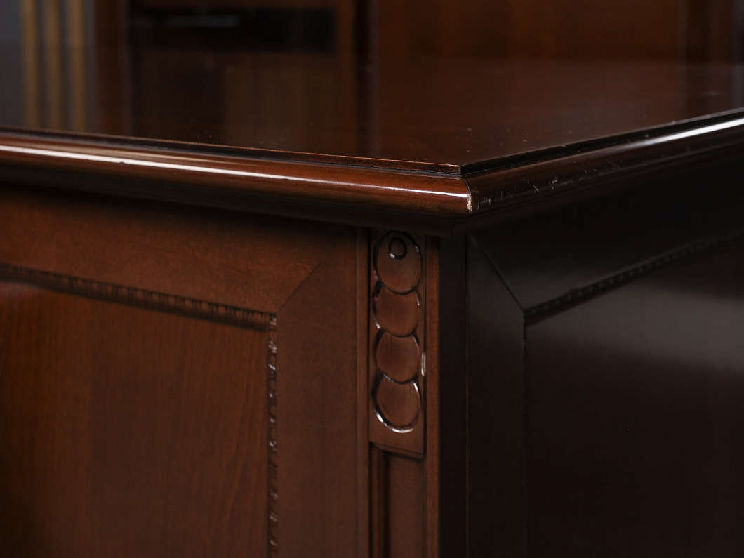 Кабинет руководителя МДФ Вишня (КРВШ1-090725)