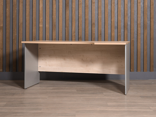 Стол эргономичный ЛДСП Бук