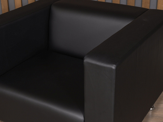 Кресло СИТИ Искусственная кожа Чёрный Россия